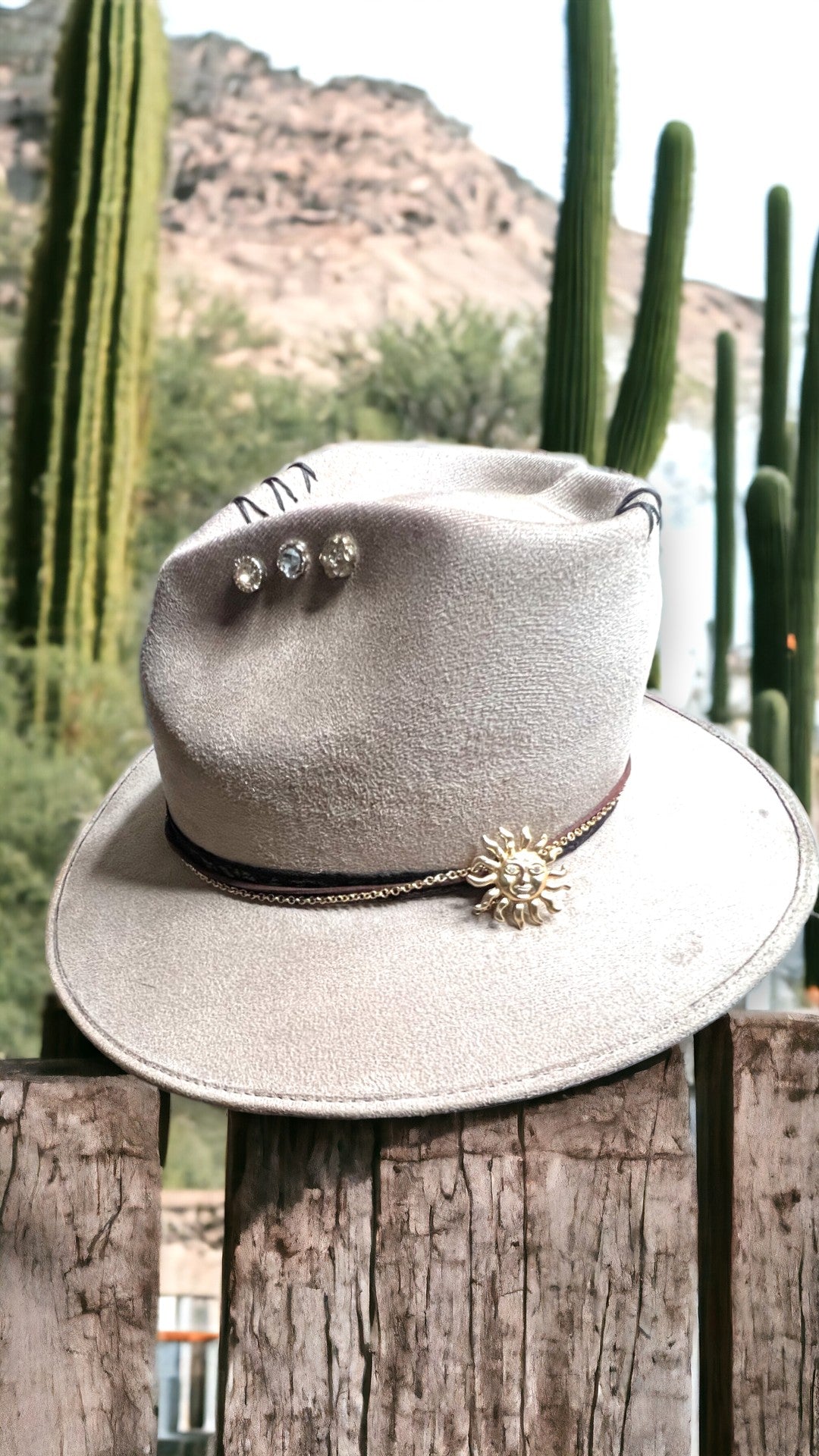 Sunflower Corazón (Heart Shaped) Vegan Suede Ranch Hat